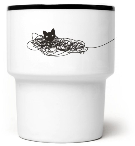 kotek klebek bokiem.jpg